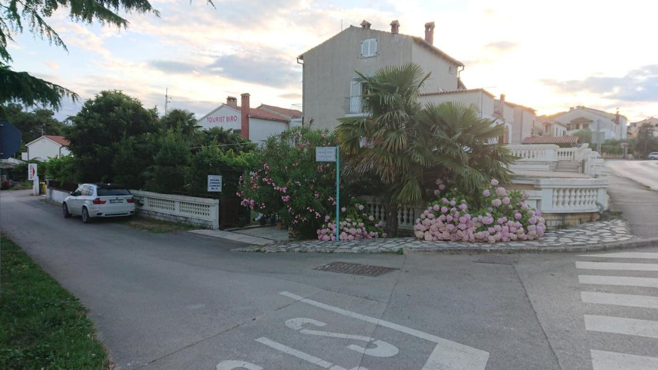 Near - Marica * Rovinj
