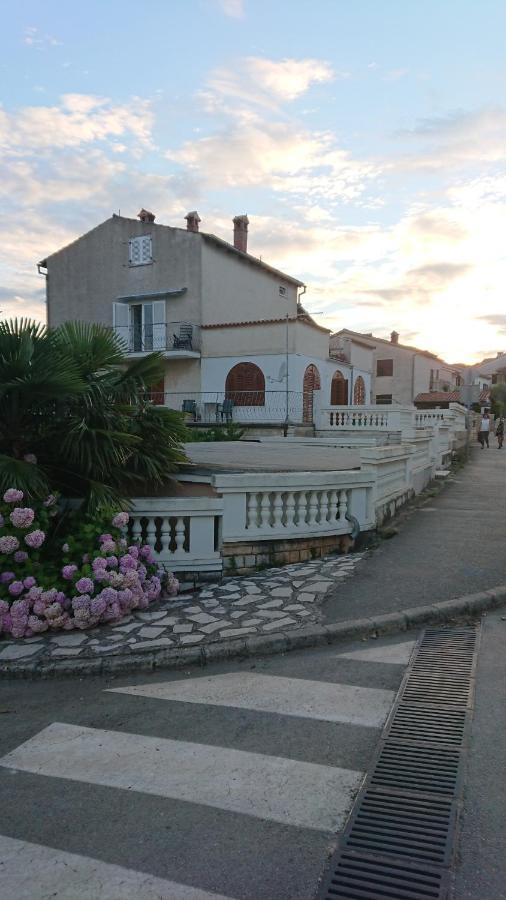 Apartment Near - Marica *