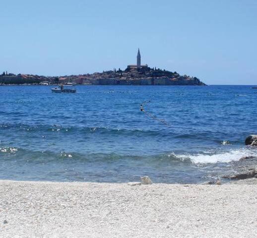Near - Marica Rovinj